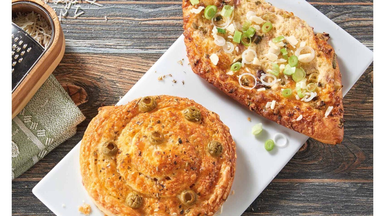 Savoury filled Snacks