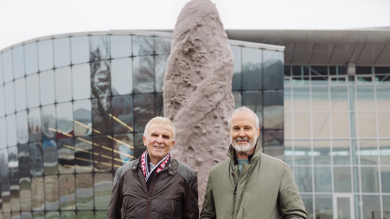 To mark the two anniversaries, renowned Austrian artist Erwin Wurm formed a granite Kornspitz (c) backaldrin