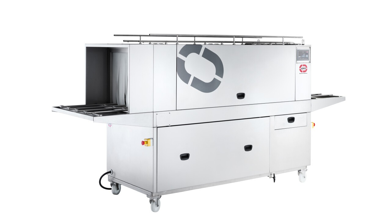 JEROS Kistenspülmaschine 220XT als Durchlaufmaschine.