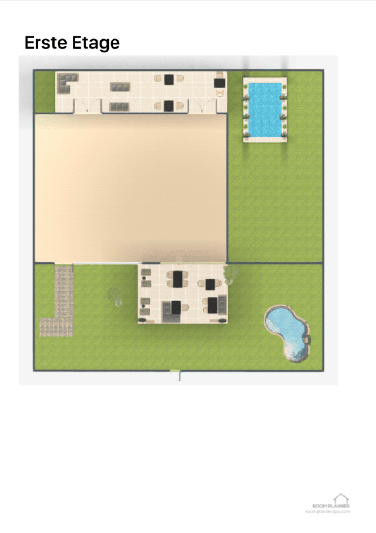 A floor plan labeled Erste Etage shows rooms along the top, a central open area, a rectangular pool on the right, a small pool at the bottom right, and green lawn with a path on the left.