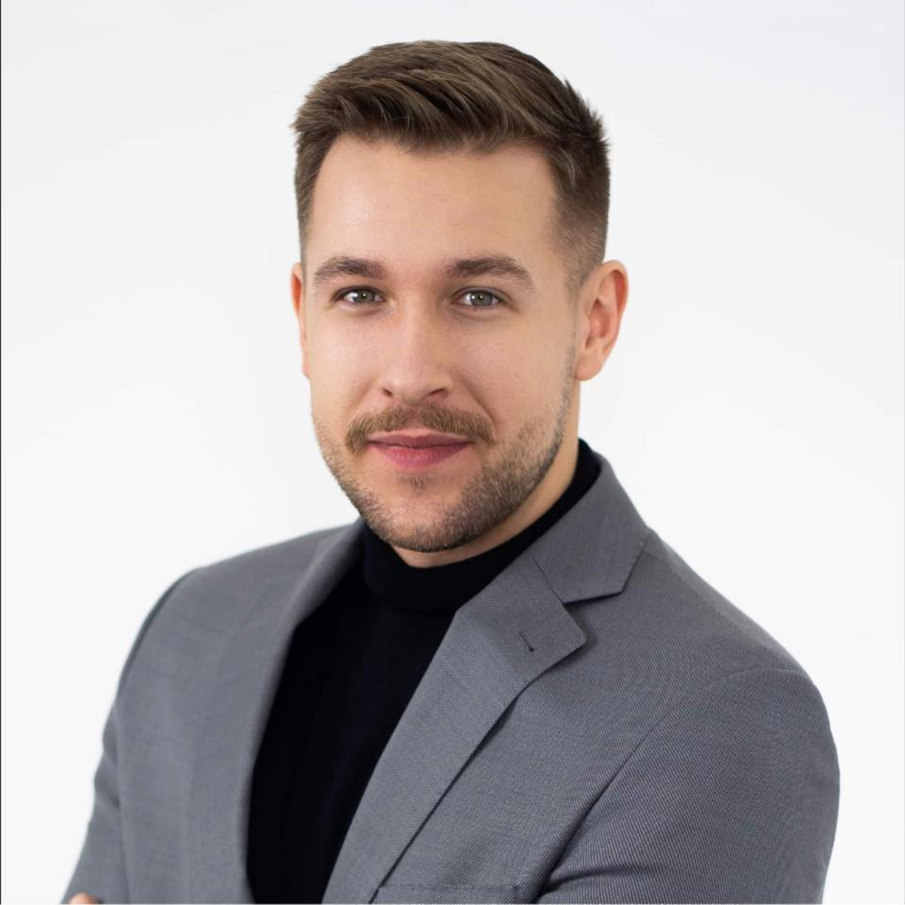 Bartosz Menakiewicz